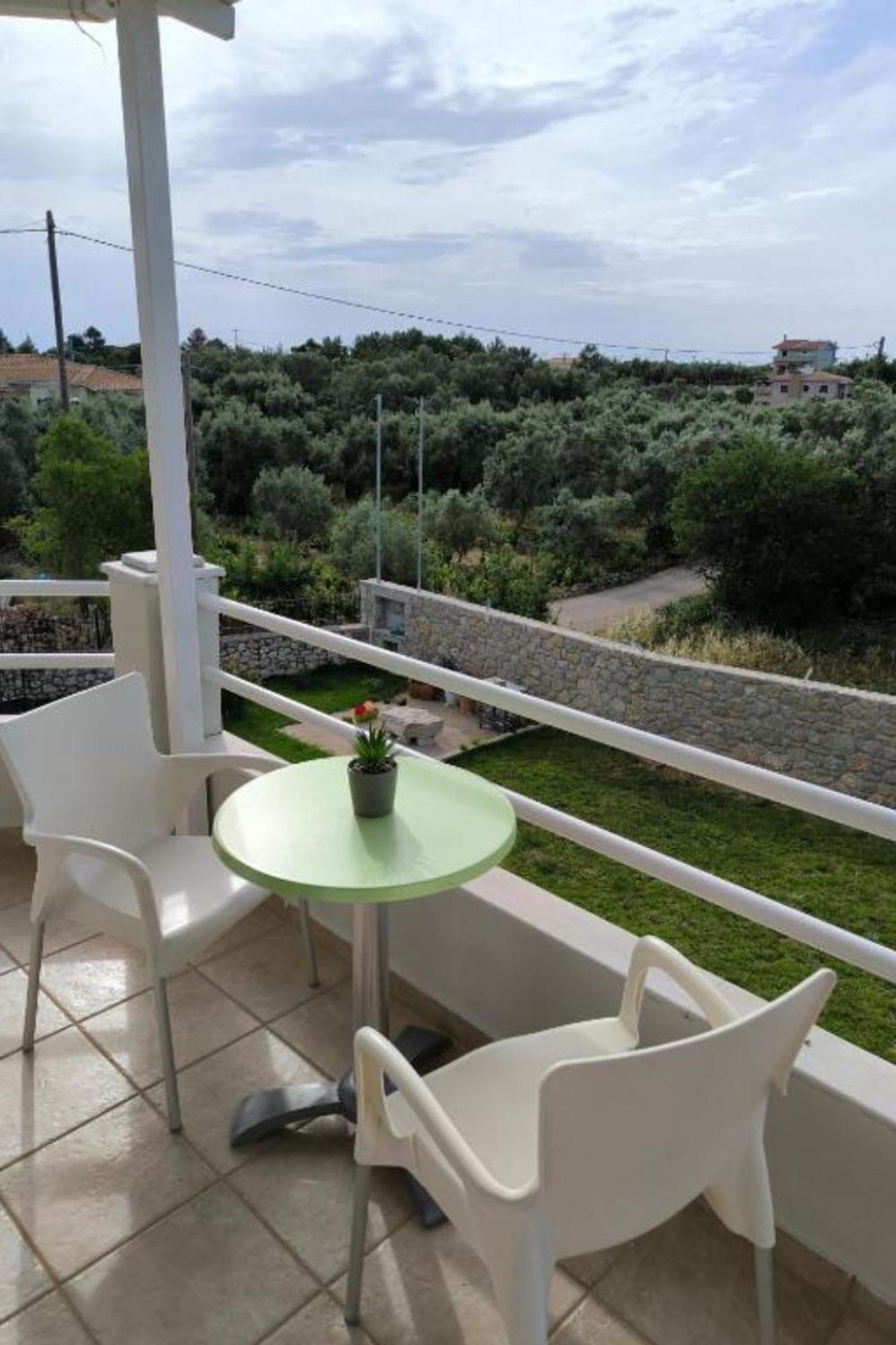 Villa Marina Tsoukaládhes Esterno foto